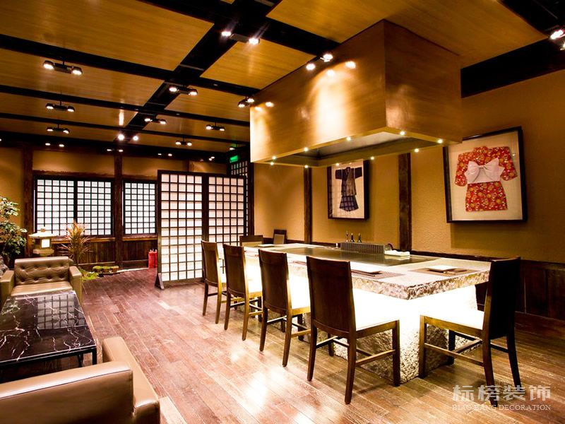 关于深圳餐饮餐厅装修设计要点是什么？